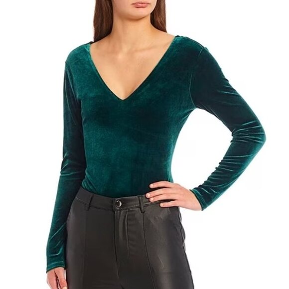 Gianni Bini Long Sleeve V-neck Knit Velvet Green Bodysuit - Picture 1 of 7